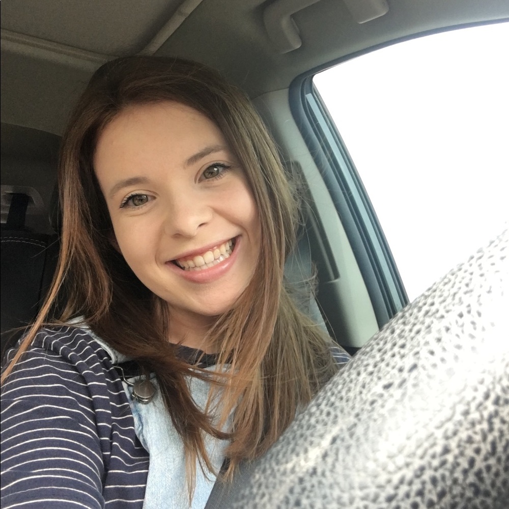 Meet your Posher, Megan